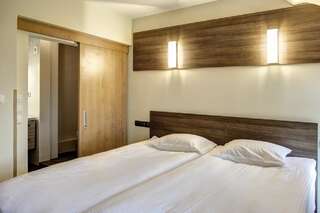 Отель Hotel Duchess Варна Стандартный двухместный номер с 1 кроватью или 2 отдельными кроватями и видом на море-3